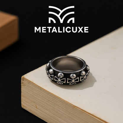 Silver Rotatable Skull Steel Hearts Ring